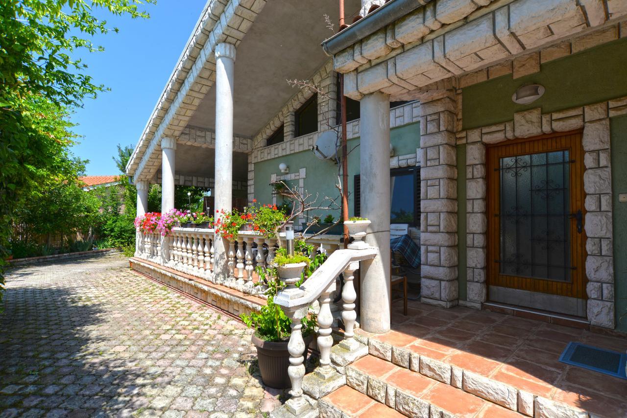 Apartments Predrag 498 Medulin Exterior foto